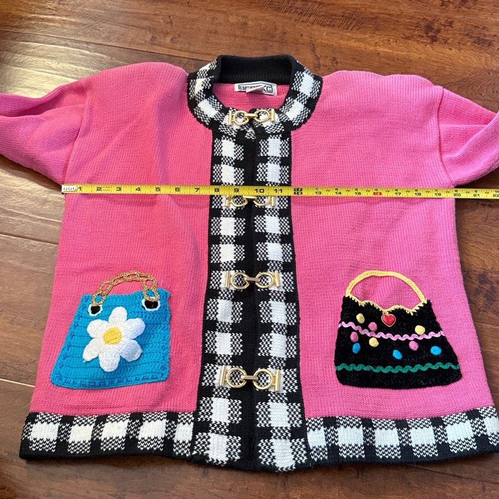 Berek2 Pink Cardigan with Checkered Trim - Picture 12 of 13